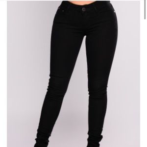 Love Notes black skinny jeans size junior 3/4